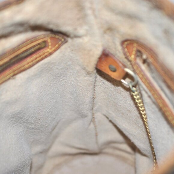 Authentic Louis Vuitton Monogram Bucket PM Shoulder Tote Bag - Picture 8 of 16